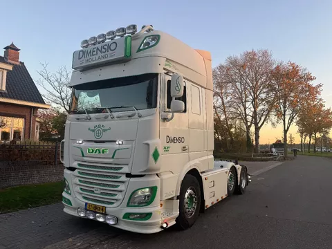 DAF XF 510 6 x 2 Spacecab Showtruck Retarder New tacho