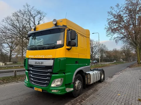 DAF XF 440 Spacecab
