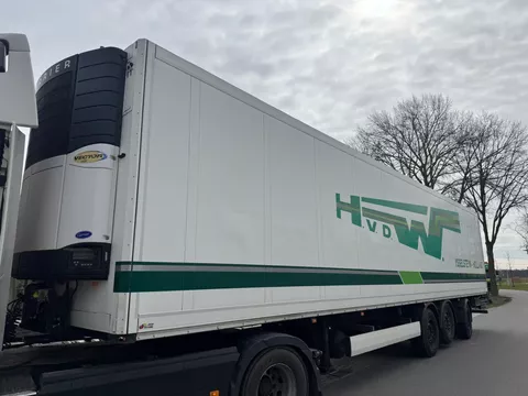 Schmitz Cargobull SKO 24 3 ass koeloplegger,