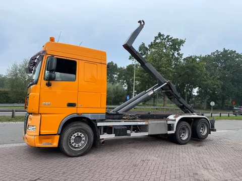 DAF XF 106.460 6 x 2 Handgeschakeld Haakarm systeem