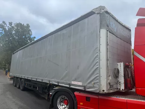 Schmitz Cargobull 3-ass schuifzeilen oplegger