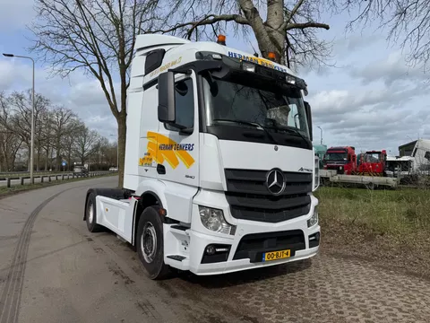 Mercedes-Benz Actros 1940