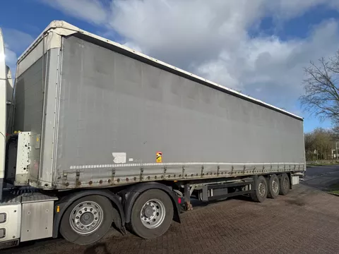 Schmitz Cargobull 3 ass schuifzeilen oplegger