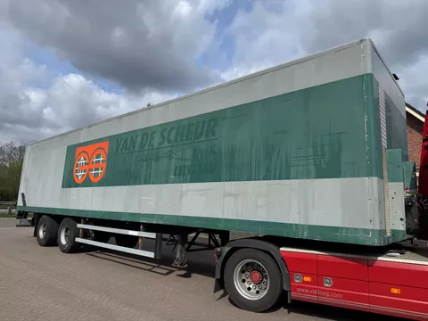 Groenewegen DRO-12-20 2 ass gesloten oplegger