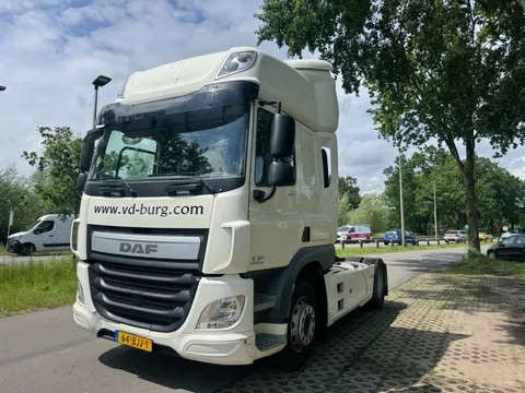 DAF 400 CF Spacecab