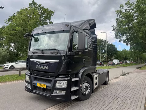 MAN TGS 18.360 Slaapcabine