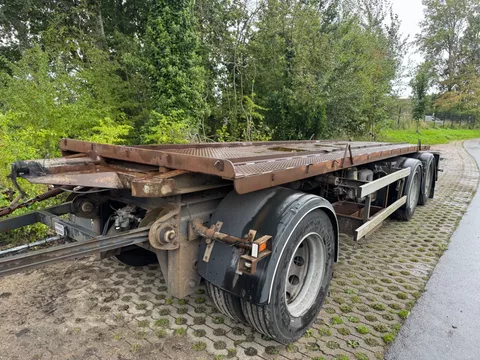Vogelzang A 10 18 AC 3 ass containeraanhanger met slede